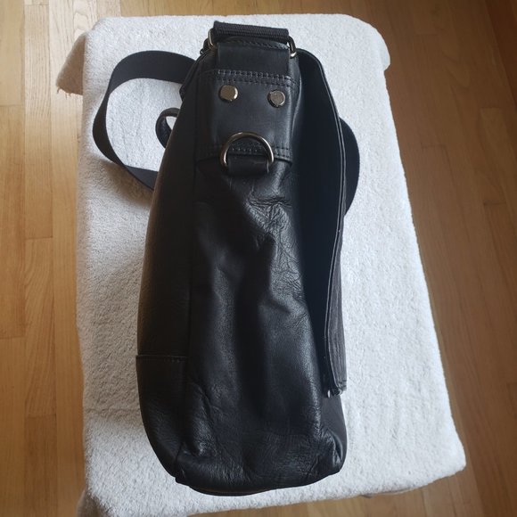 💕Kenneth Cole Reaction Busi-mess Essentials Unisex Leather Laptop/Messenger Bag - Picture 5 of 16